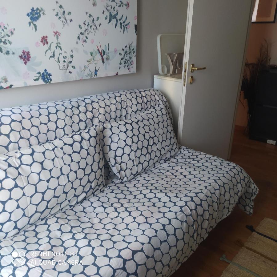 Room In Private Apartment ฟลอเรนซ์ ภายนอก รูปภาพ